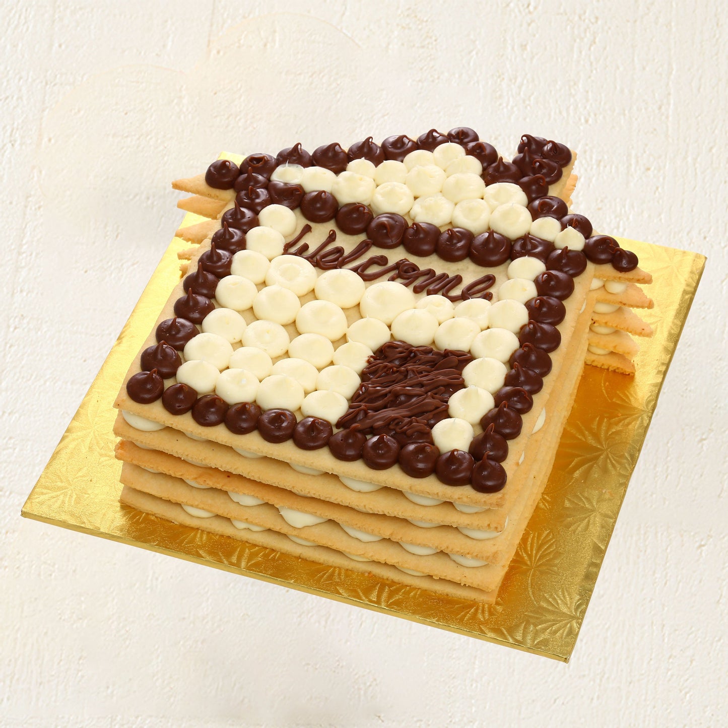 8" Welcome Cake